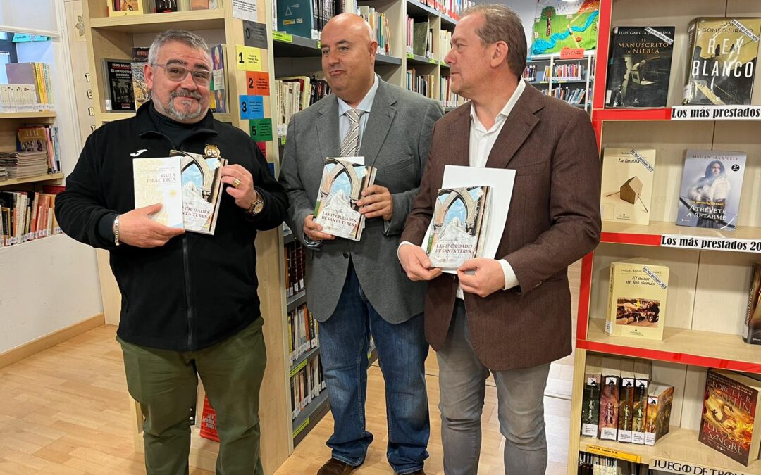 La Red Huellas de Teresa adquiere 400 ejemplares de la guía «Las 17 Ciudades de Santa Teresa» para las bibliotecas municipales de las Ciudades Teresianas