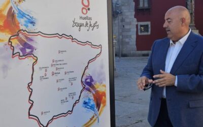 La exposición itinerante de Huellas de Teresa llega a la Plaza de la Catedral de Ávila
